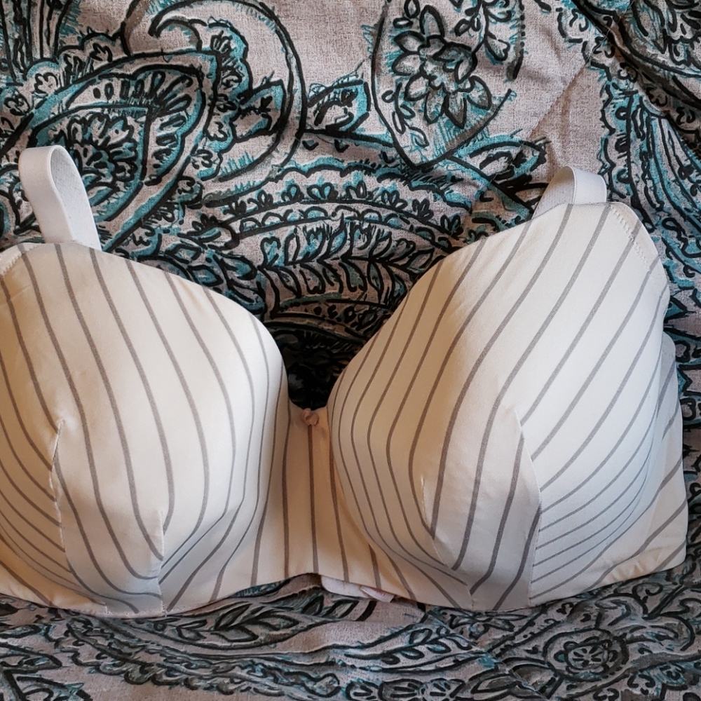 Lightly Lined Balconette Bra (convertible)